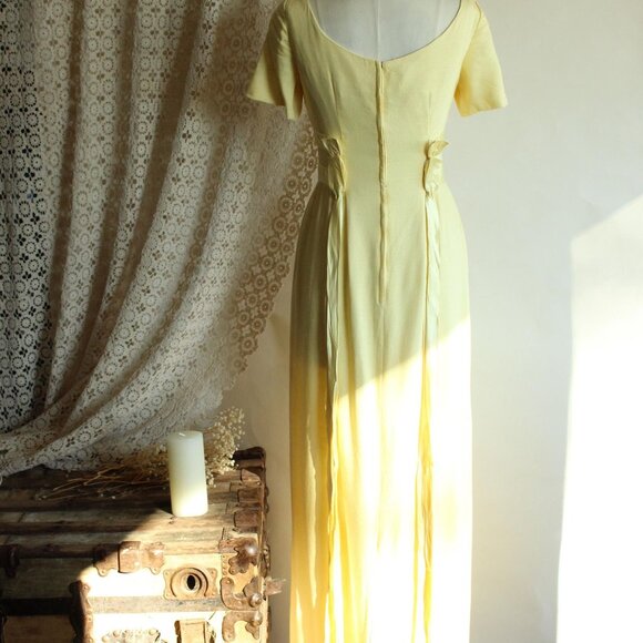 Vintage 1970's Dress, Yellow Full Length Maxidress, Empire Waist Regency Style - Picture 9 of 10